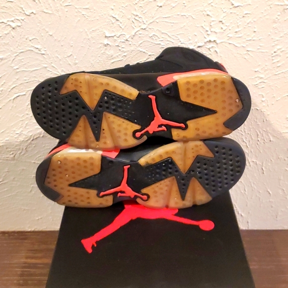 Jordan 6 Retro Black Infrared 2019 (Worn) No Box - Picture 6 of 8